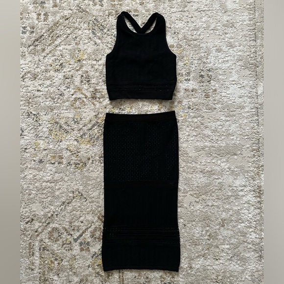 Marciano Stretchy 2-Piece Set - Picture 2 of 8